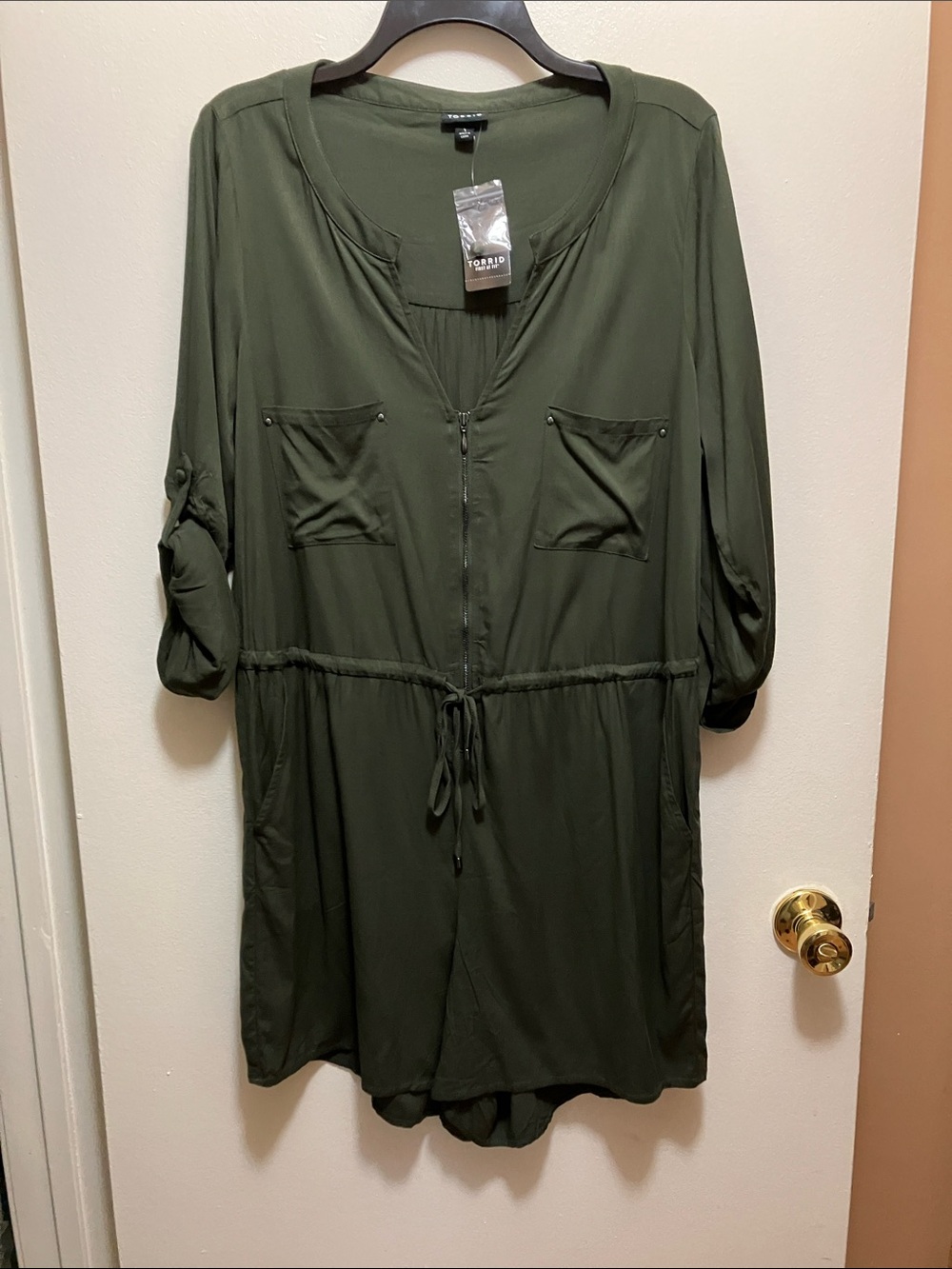 Torrid Olive Green Front-Zip Utility Romper Sz 1